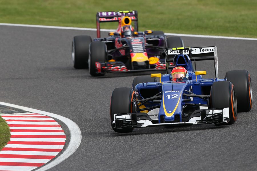 Felipe Nasr leads Daniel Ricciardo