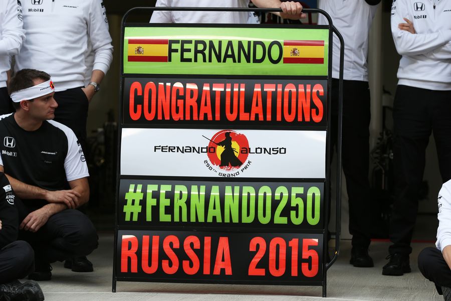 Fernando Alonso celebrates 250 Grands Prix in Sochi