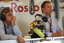 Carlos Sainz Sr. and Jos Verstappen in the Toro Rosso garage