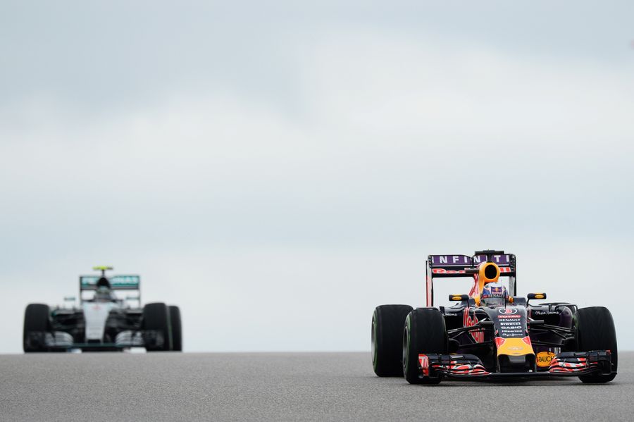 Daniel Ricciardo leads Nico Rosberg in the early part of the race
