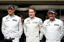Jenson Button, Stoffel Vandoorne and Fernando Alonso pose for a picture