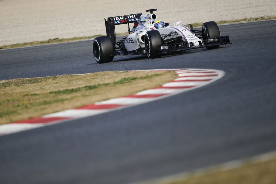 Felipe Massa enters a corner
