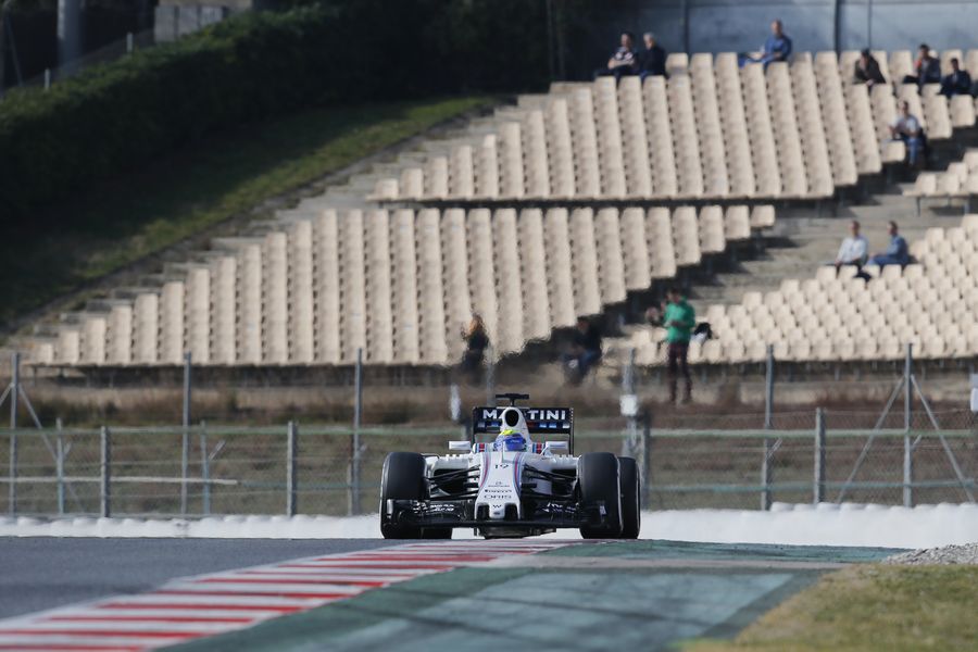 Felipe Massa on track in the Williams FW38
