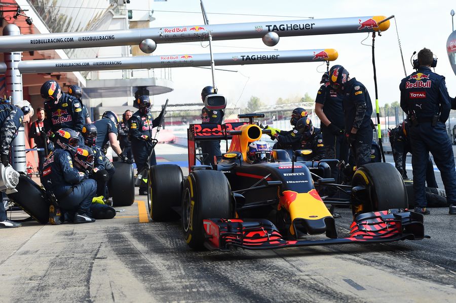 Daniel Ricciardo makes a pit stop