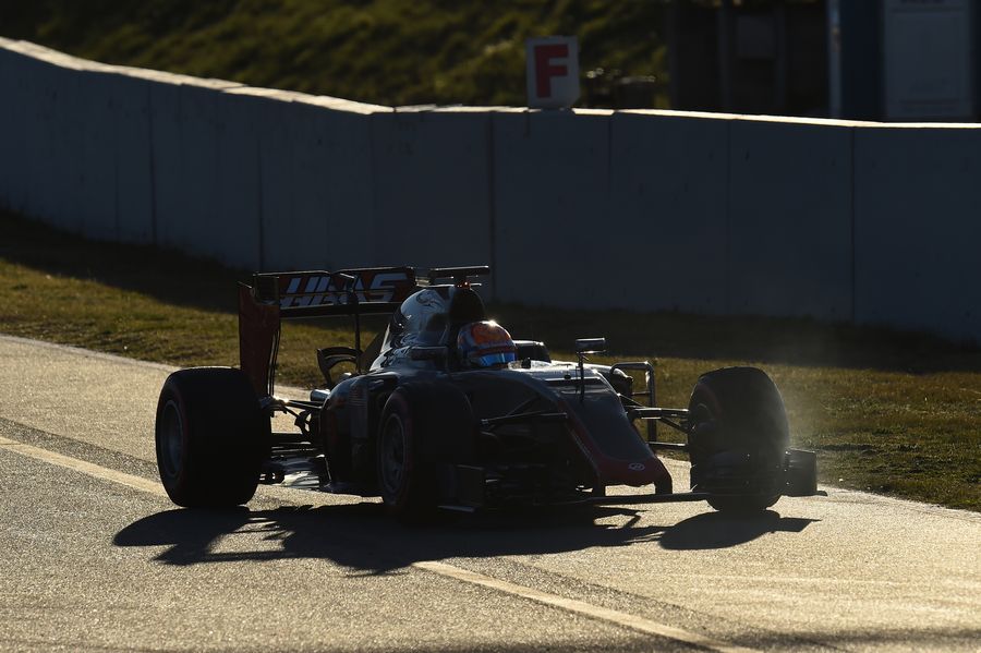Romain Grosjean stops his Haas VF-16 on track
