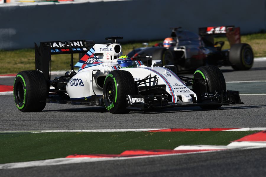 Felipe Massa guides the Williams through a corner