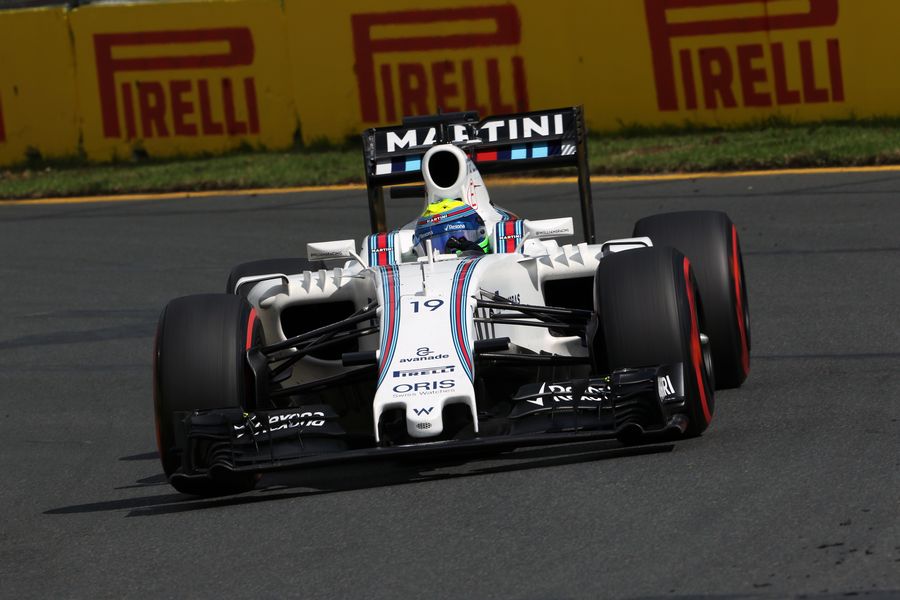 Felipe Massa guides his Williams towards the apex