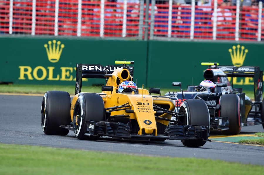 Jolyon Palmer leads Jenson Button