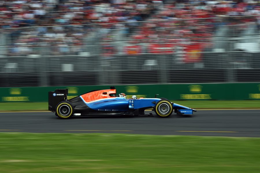 Pascal Wehrlein works hard to keep pace