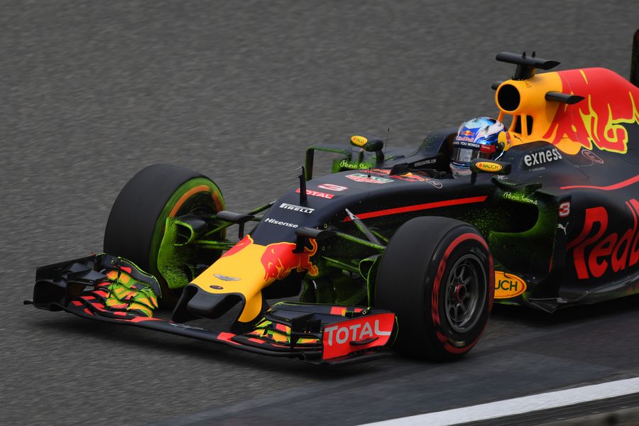 Daniel Ricciardo on track with aero paint on front
