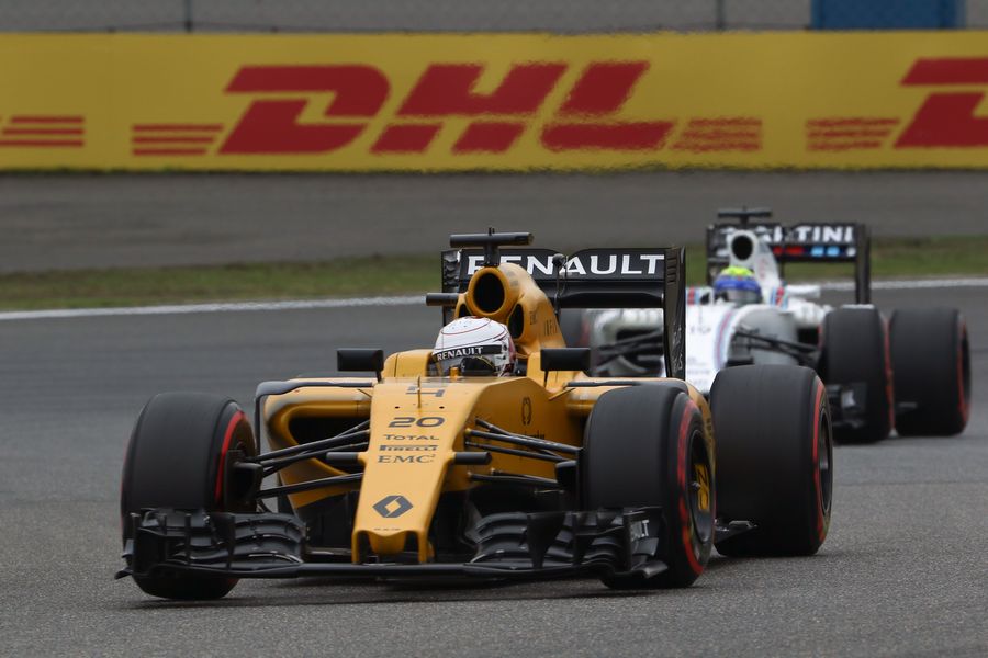 Kevin Magnussen guides his Renault around the track