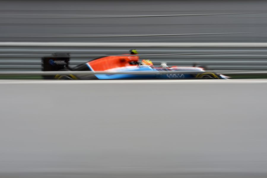 Rio Haryanto at speed in the Manor