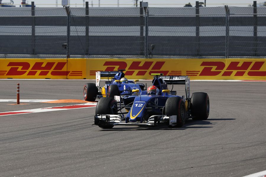 Felipe Nasr leads his teammate