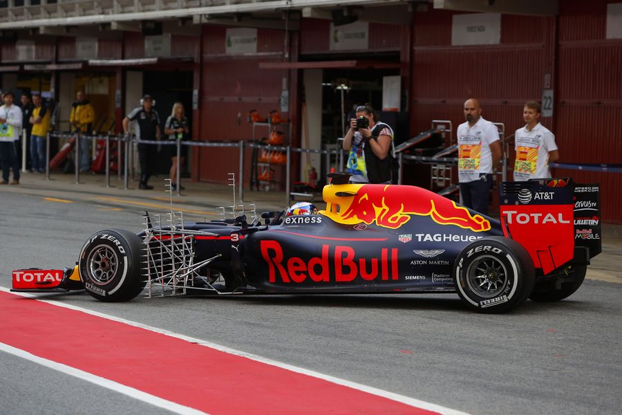 Daniel Ricciardo leaves the garage with aero sensor