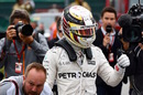 Lewis Hamilton makes a thumbs-up after qualifying