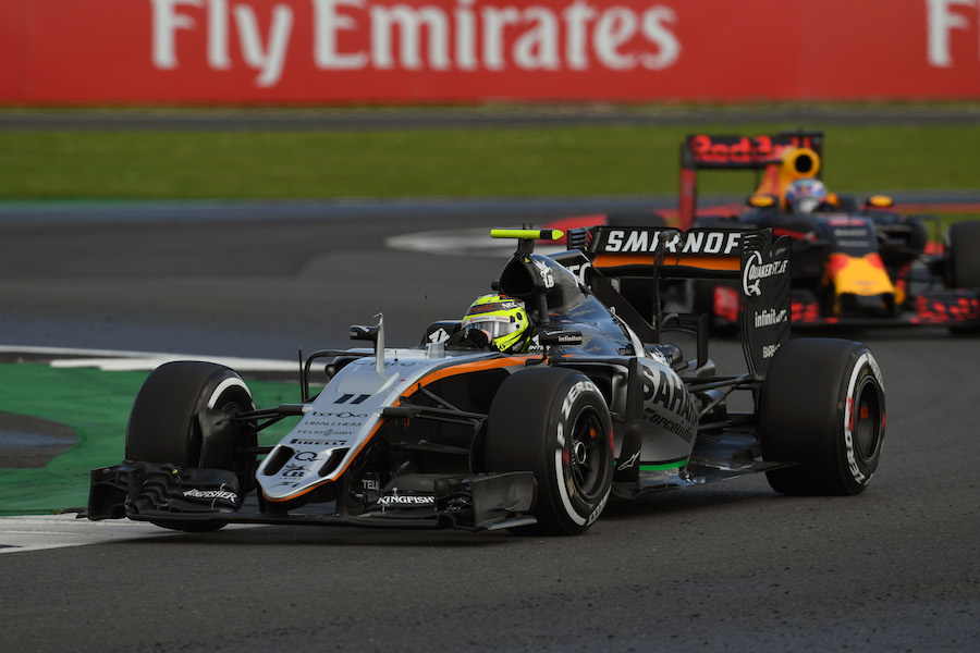 Sergio Perez works hard to keep his pace 