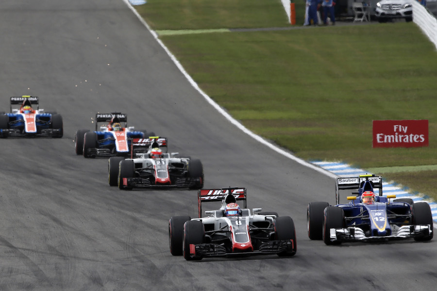 Romain Grosjean and Felipe Nasr battle for a position 