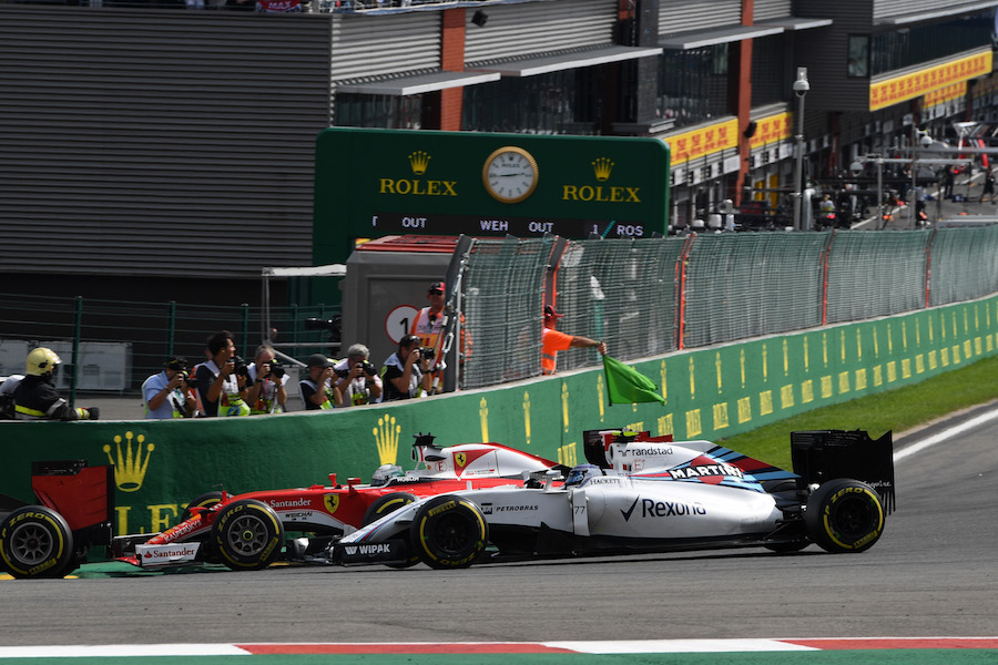 Valtteri Bottas and Sebastian Vettel battle for a position