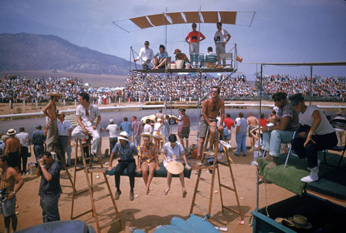 Spectators wait for the start of the United States Grand Prix
