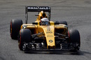 Kevin Magnussen on track with super-soft tyres