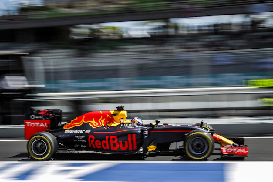 Daniel Ricciardo makes his way down the pit lane