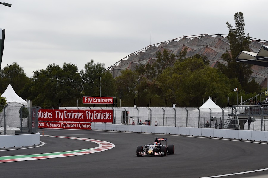 Daniil Kvyat at speed in the Toro Rosso