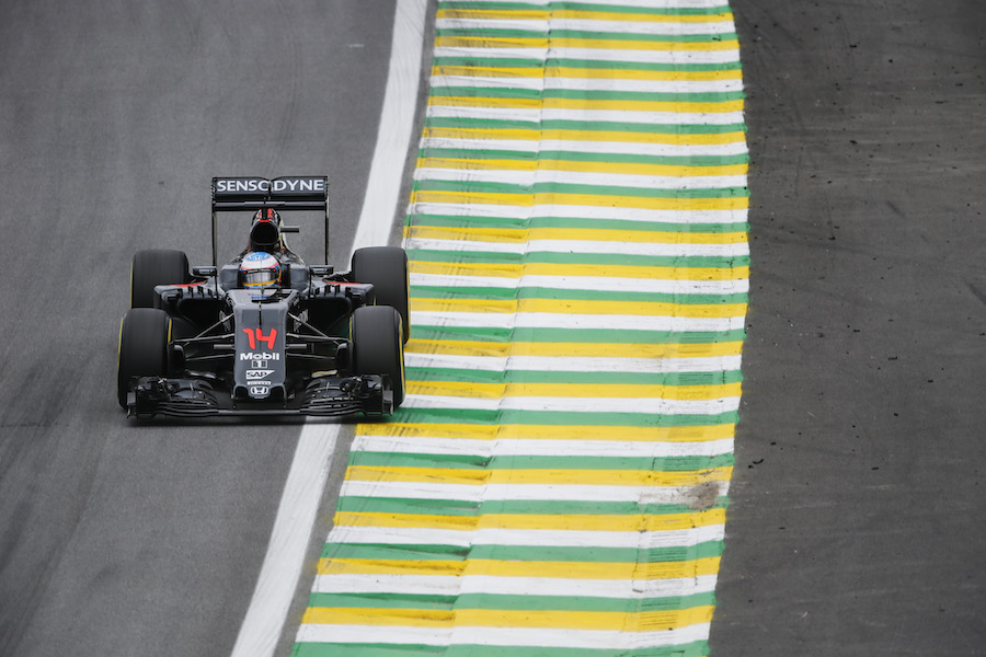 Fernando Alonso gains speed on track