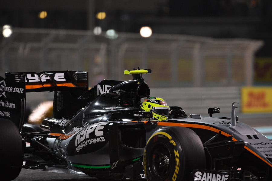 Sergio Perez puts on soft tyres