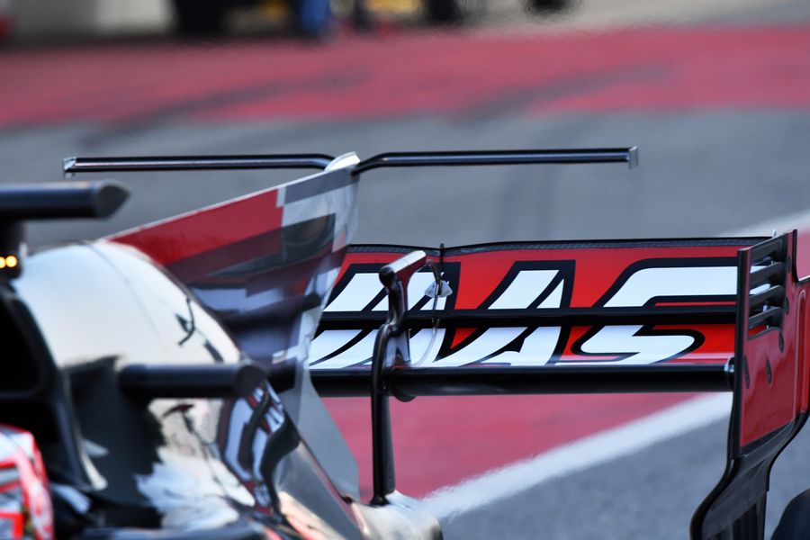 Haas VF-17 rear wing detail as Kevin Magnussen down the pitlane