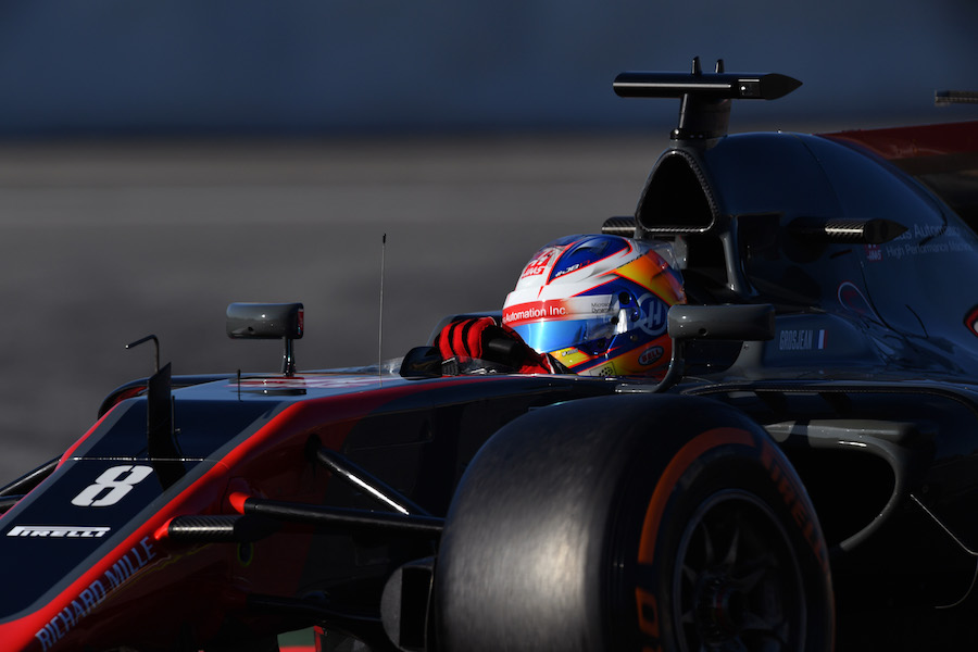 Romain Grosjean approaches the corner