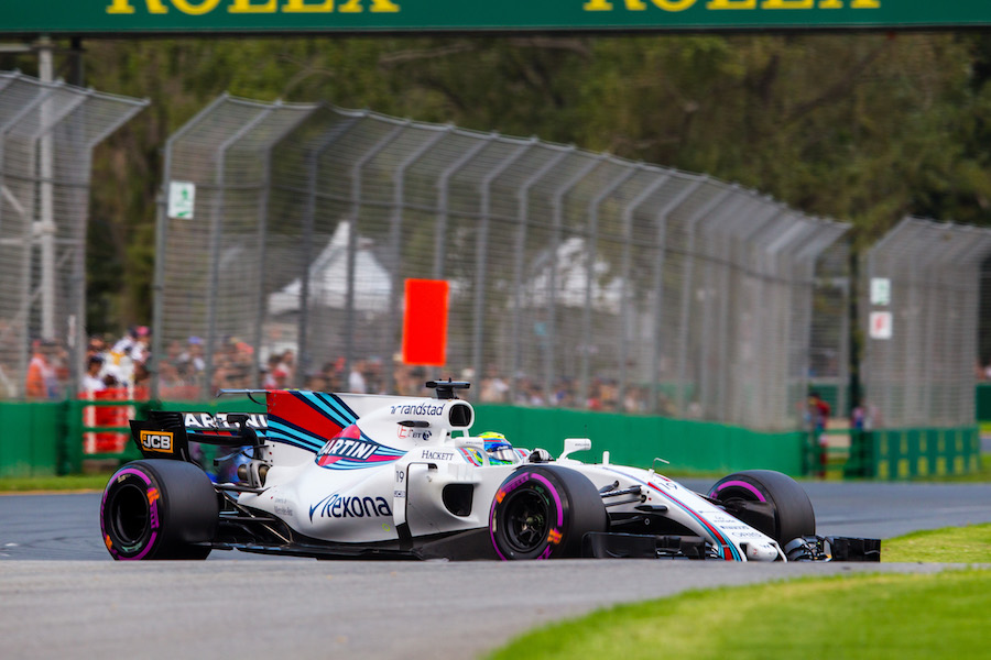 Felipe Massa continues to push for Williams