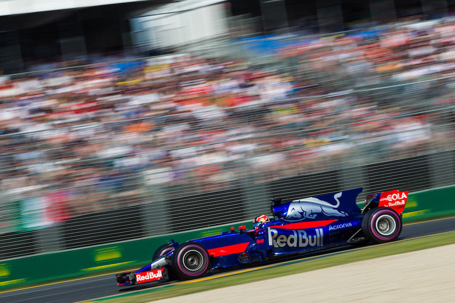 Daniil Kvyat at speed in the Toro Rosso
