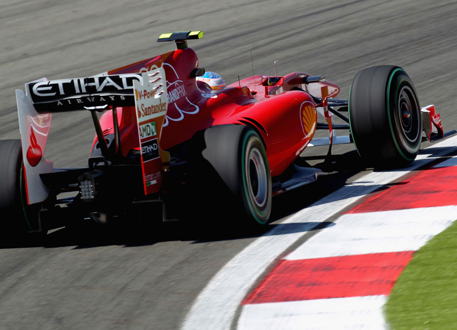Fernando Alonso on a fast lap in practice