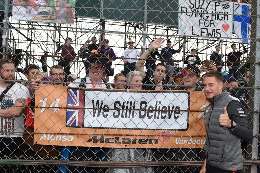 Stoffel Vandoorne and fans with banners