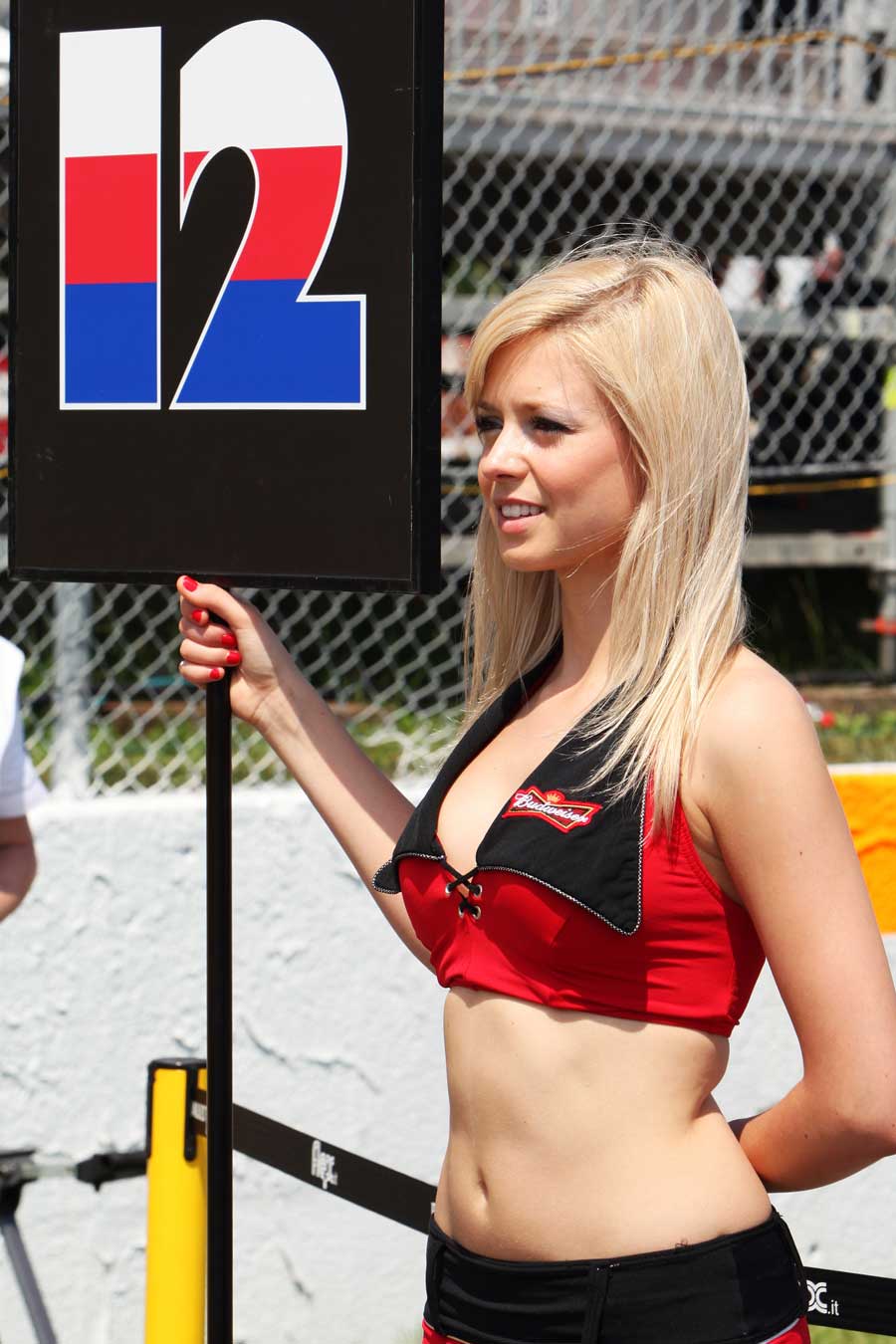 Vitaly Petrov's grid girl on race day