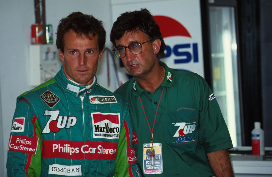 Jordan boss Eddie Jordan (R) with driver Andrea de Cesaris