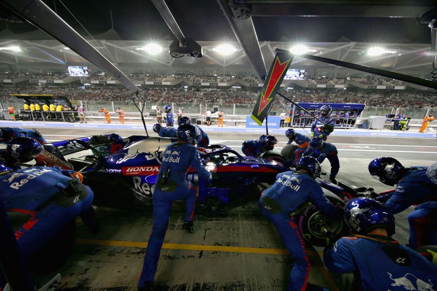 Pierre Gasly makes a pitstop for new tyres