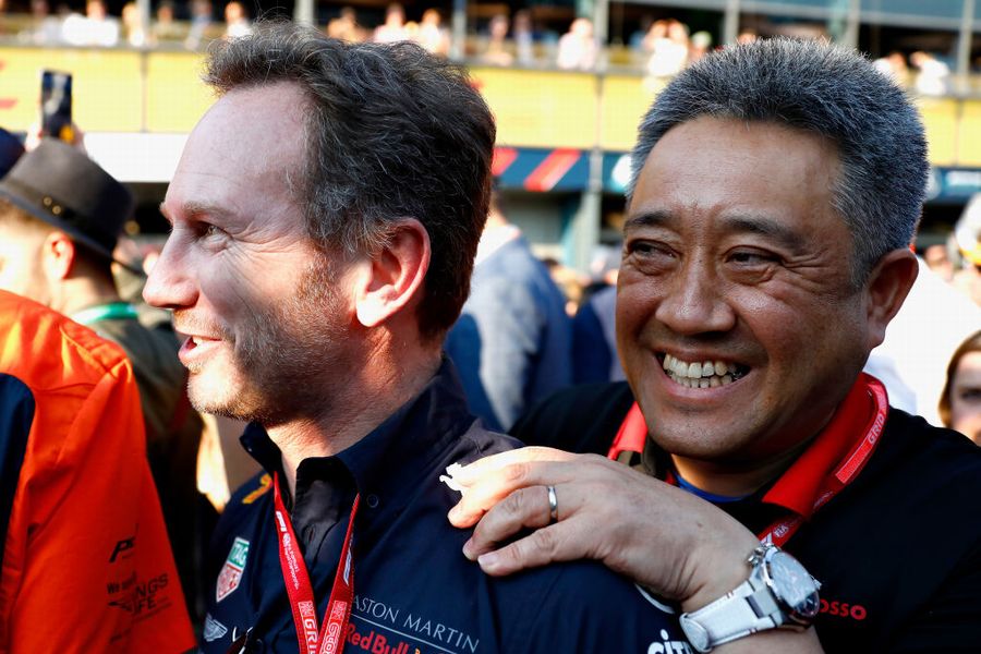 Masashi Yamamoto and Christian Horner celebrate after the race