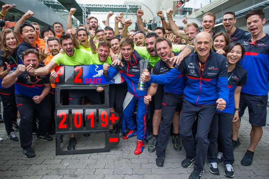 Pierre Gasly celebrates with the team