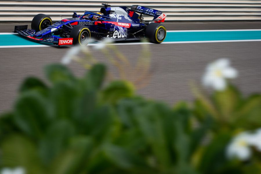 Sean Gelael on track in the Toro Rosso