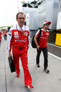 Stefano Domenicali plays the PR card by arriving with Felipe Massa