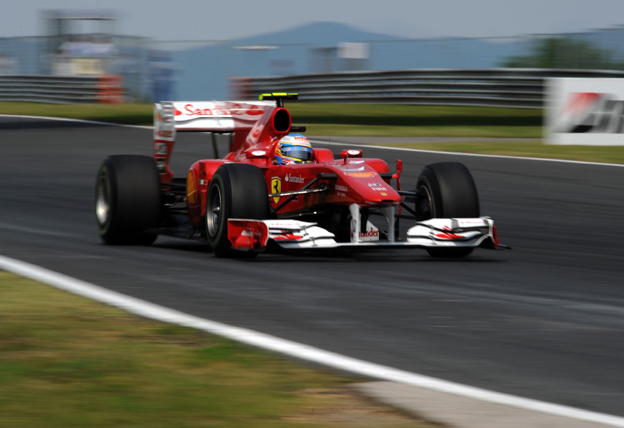 Fernando Alonso was third fastest in free practice 3
