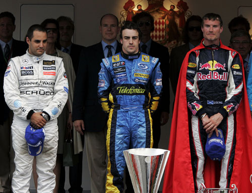 Juan Pablo Montoya, Fernando Alonso and David Coulthard outside the royal box