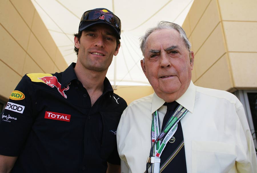 Mark Webber meets three time World Champion Jack Brabham during the Bahrain Grand Prix