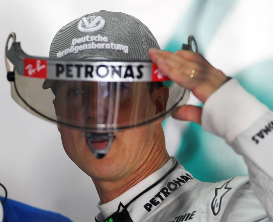 Michael Schumacher tries out a new visor