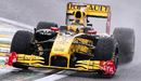 Robert Kubica taking his Renault to its limits