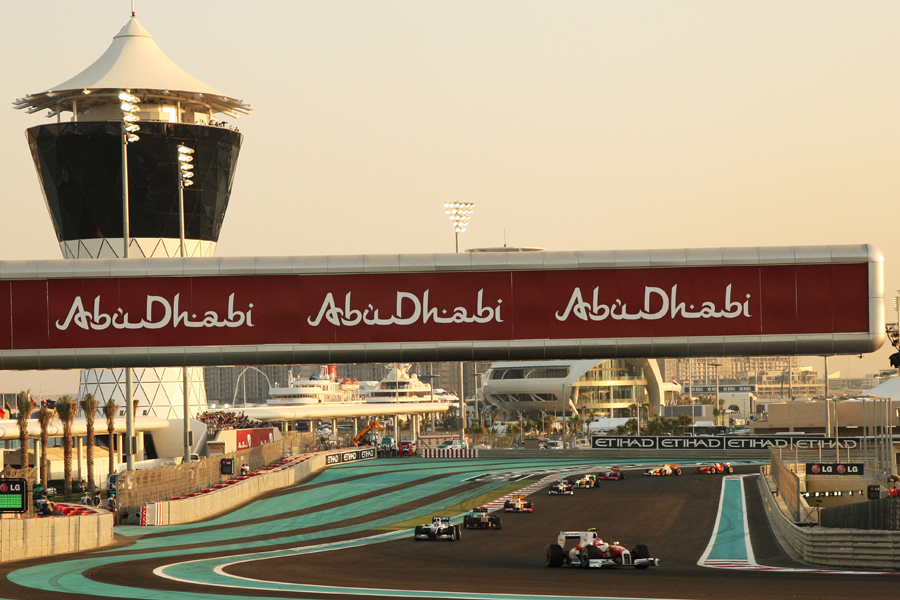 Action from the Abu Dhabi Grand Prix