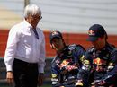 Bernie Ecclestone talks to Sebastian Vettel and Mark Webber