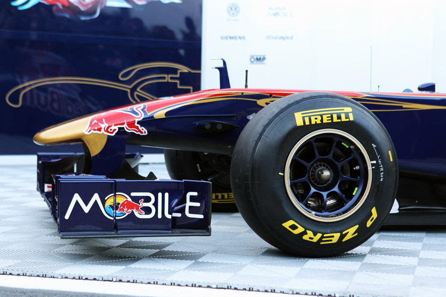 Nose detail on the Toro Rosso STR6