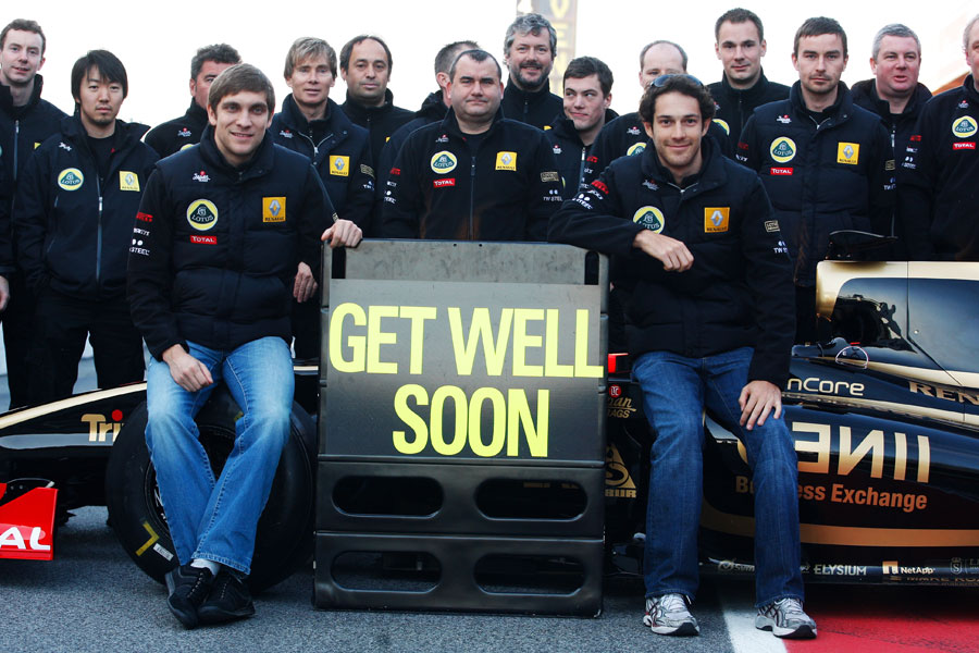 The Renault team sends a message of support to Robert Kubica